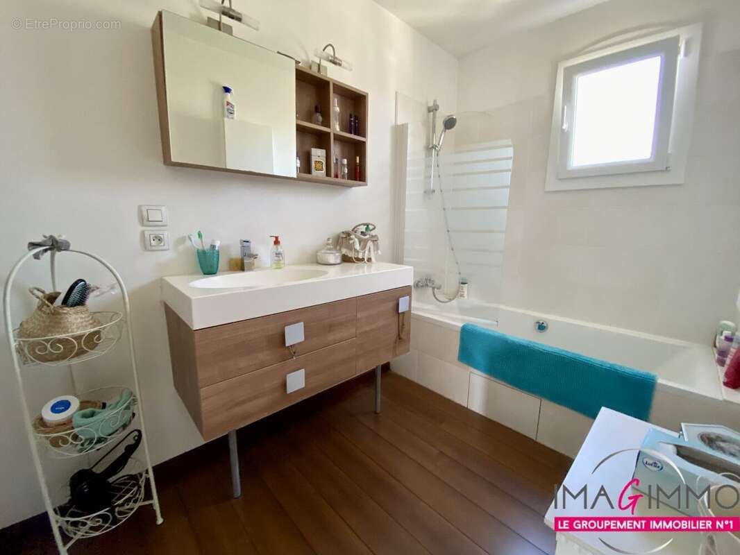 Maison à VENDARGUES