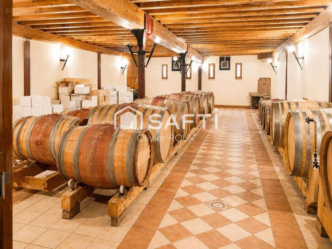 Maison 213 m² à Saint-Sulpice-De-Faleyrens  - photo 5