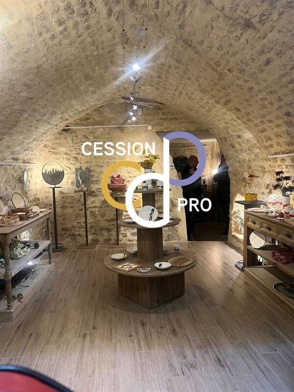 Commerce à CARPENTRAS