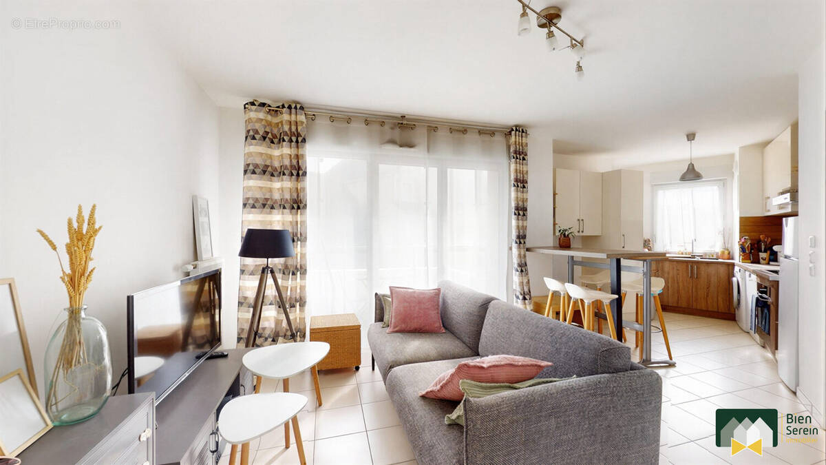 Appartement à MAINVILLIERS