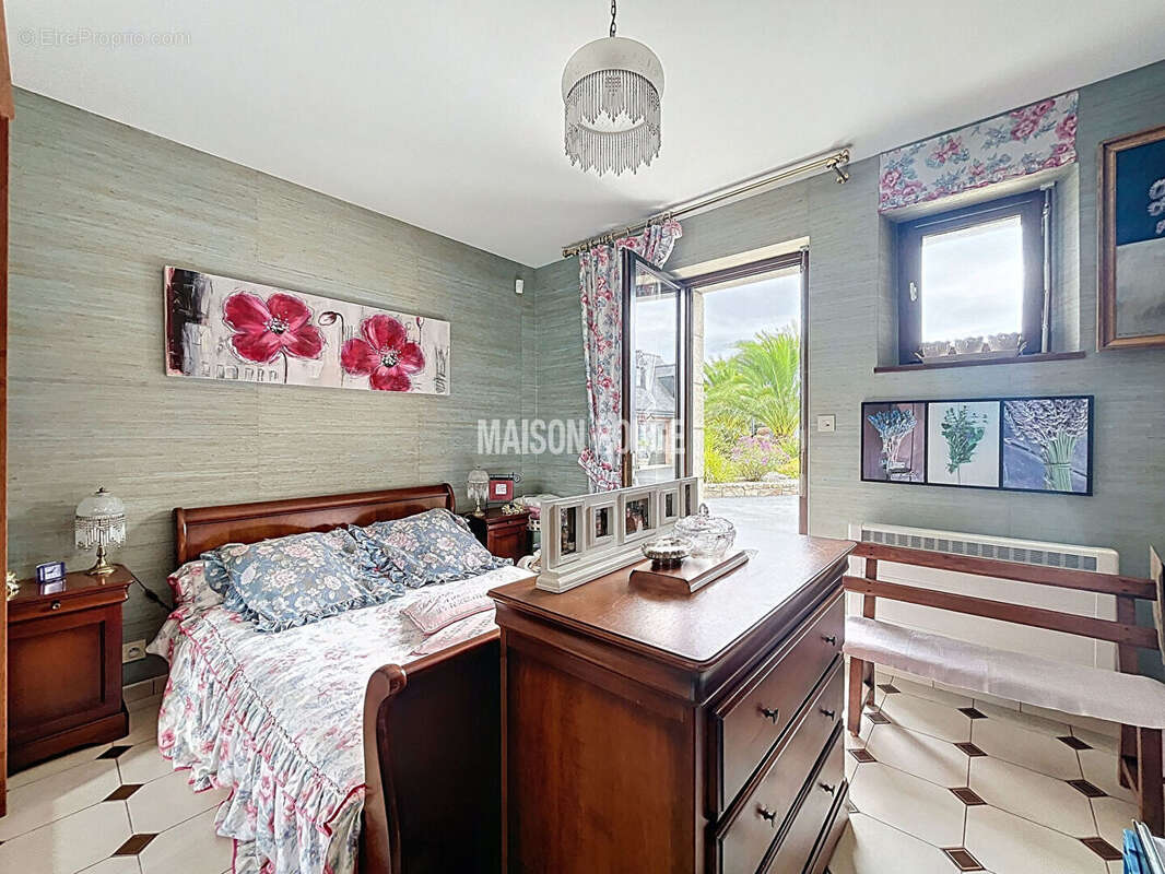 Ensemble immobilier - Piscine - TONQUEDEC - photo 10