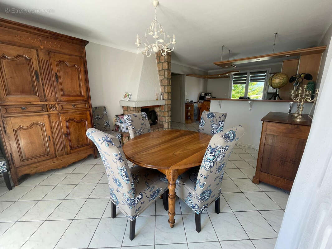 Maison à CHANAS