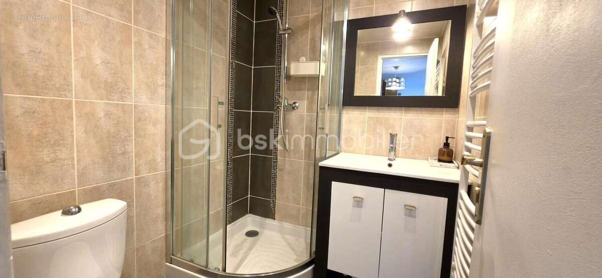 Appartement à FONTAINE