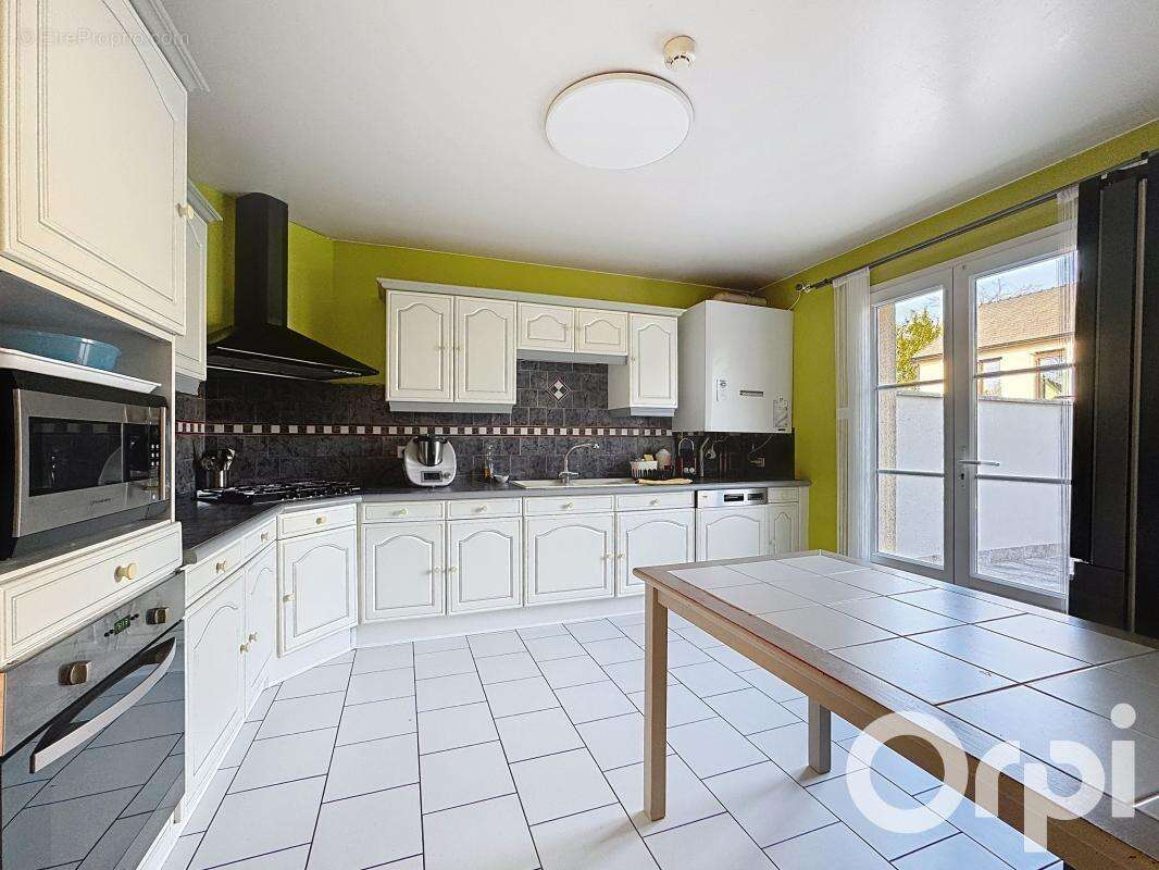 Maison à BALLAINVILLIERS