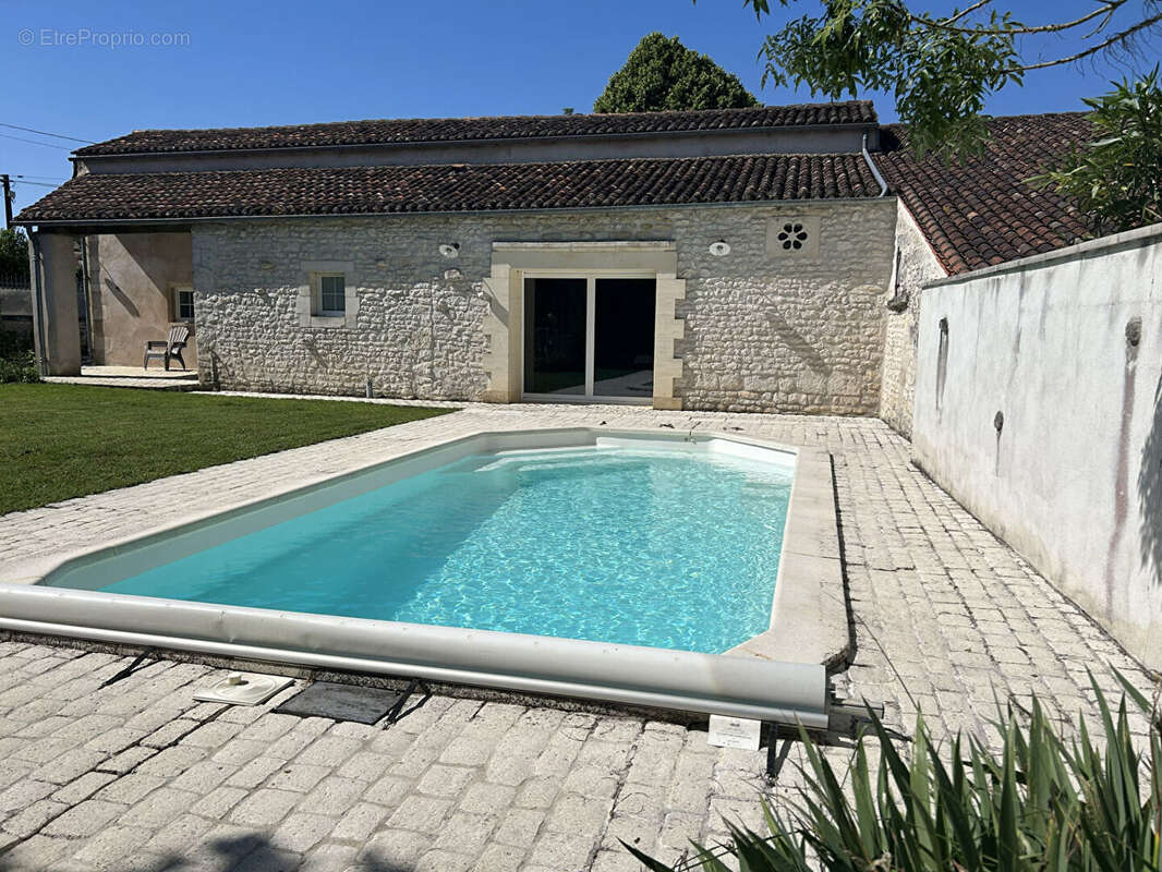 Maison à ROMEGOUX