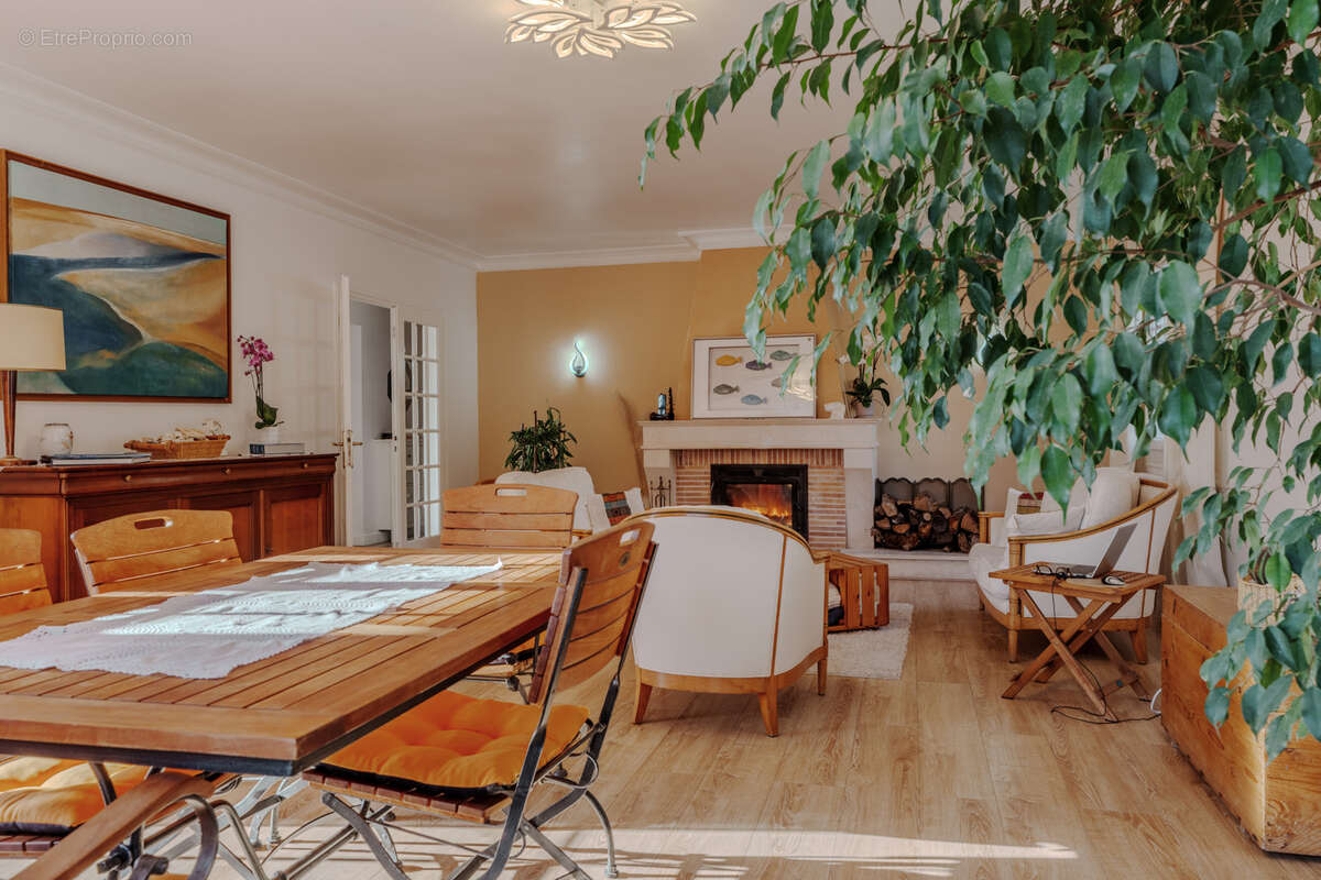 Maison à VILLENEUVE-SUR-LOT