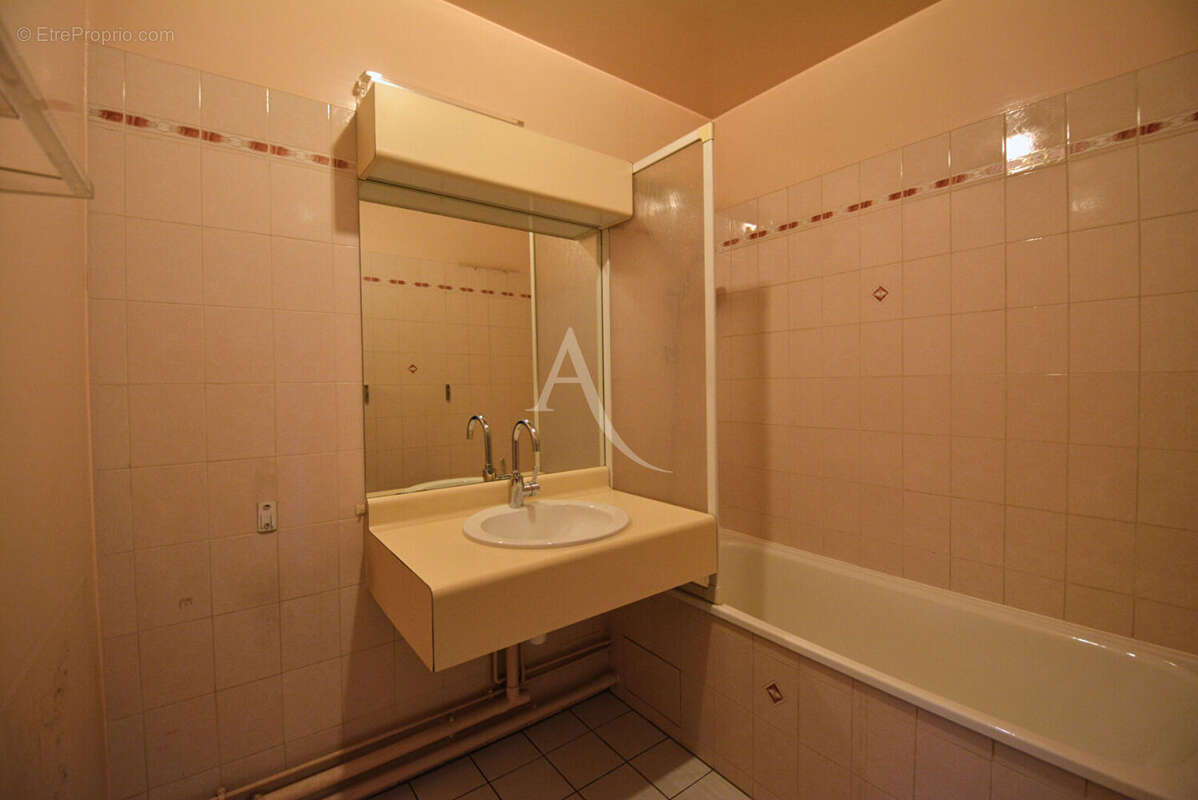 Appartement à LE KREMLIN-BICETRE