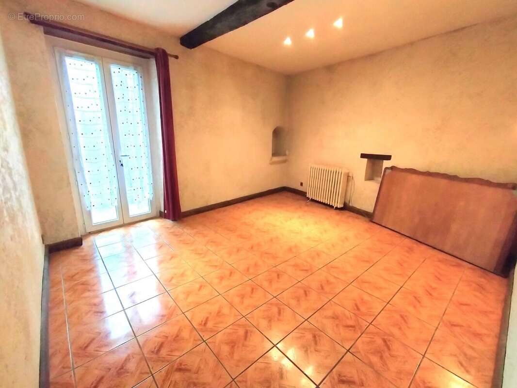 Maison à VIC-EN-BIGORRE