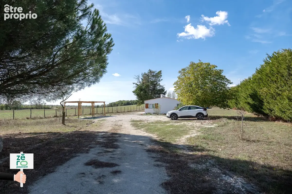 Maison au cœur de la nature à Saint-Denis-du-Payré   2 chambres et terrain de 4 730 m2 - photo 26