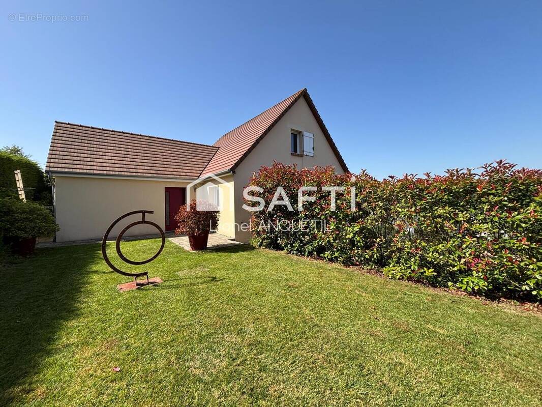 Photo 1 - Maison à CANY-BARVILLE