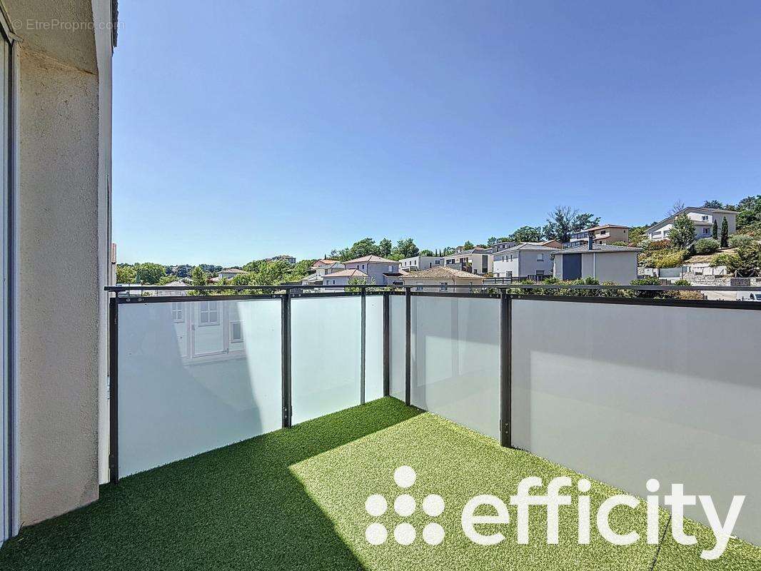 Appartement à VERNAISON