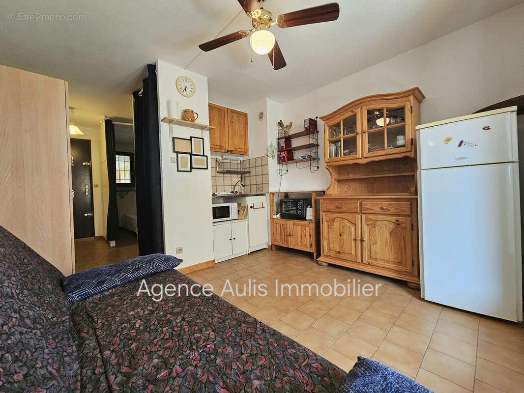 Appartement T2 RDC au milieu de Saint Pierre la mer - photo 8