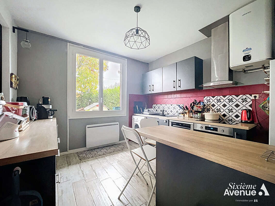 Appartement à SAINT-SYMPHORIEN-D&#039;OZON