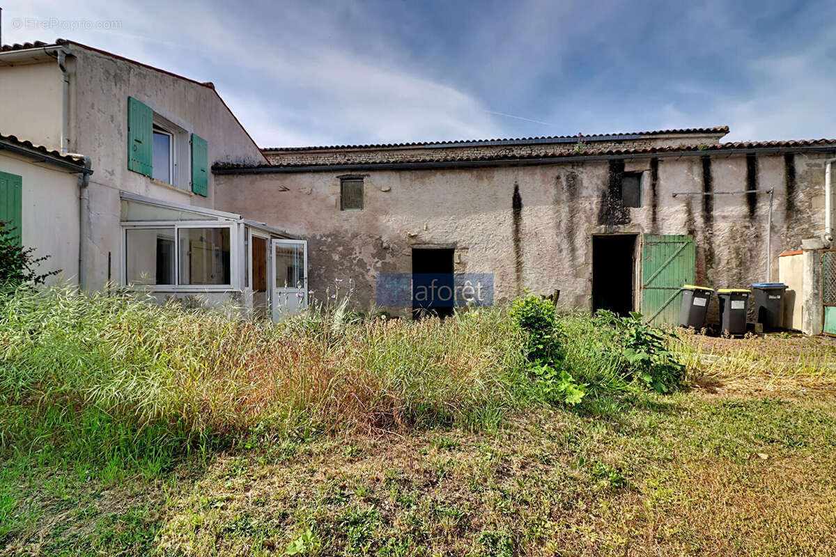 Maison à BOURGNEUF