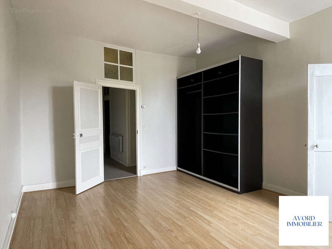 Appartement 1 - chambre - Appartement à AVORD