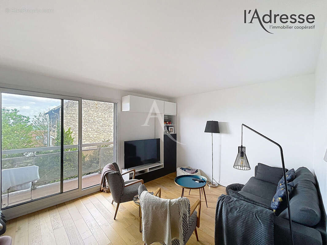 Appartement Suresnes 5 pièce(s) 89.02 m2 avec 2 balcons terrasse - photo 4