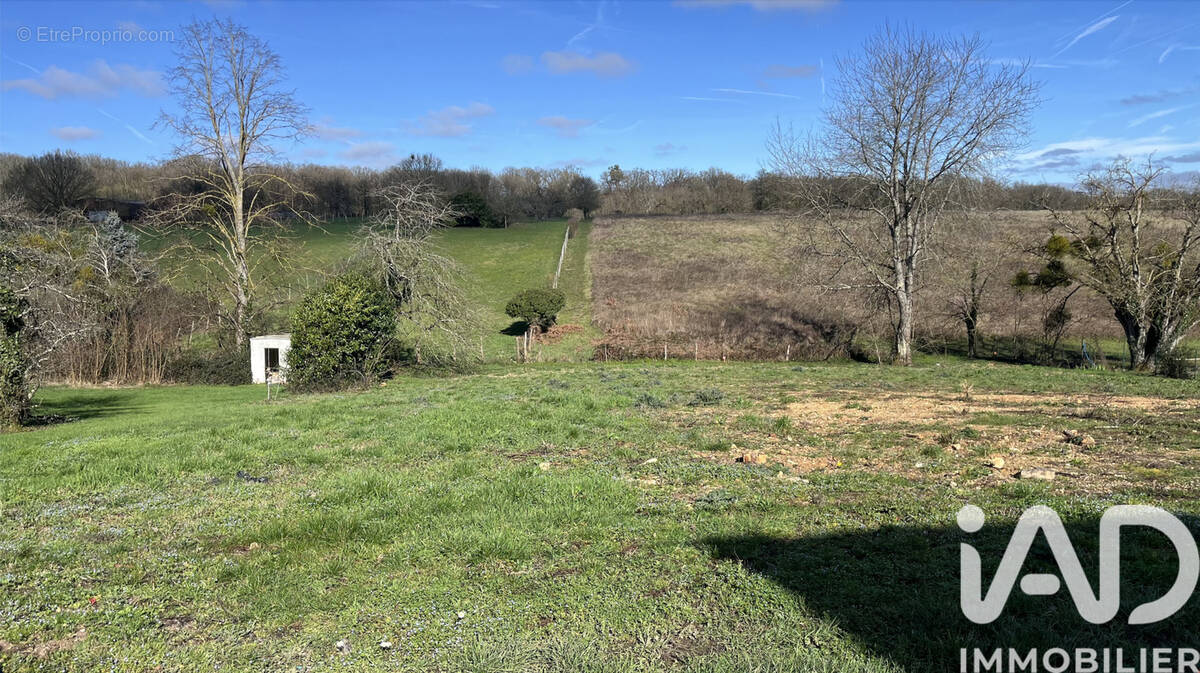 Photo 1 - Terrain à VILLEDOMER