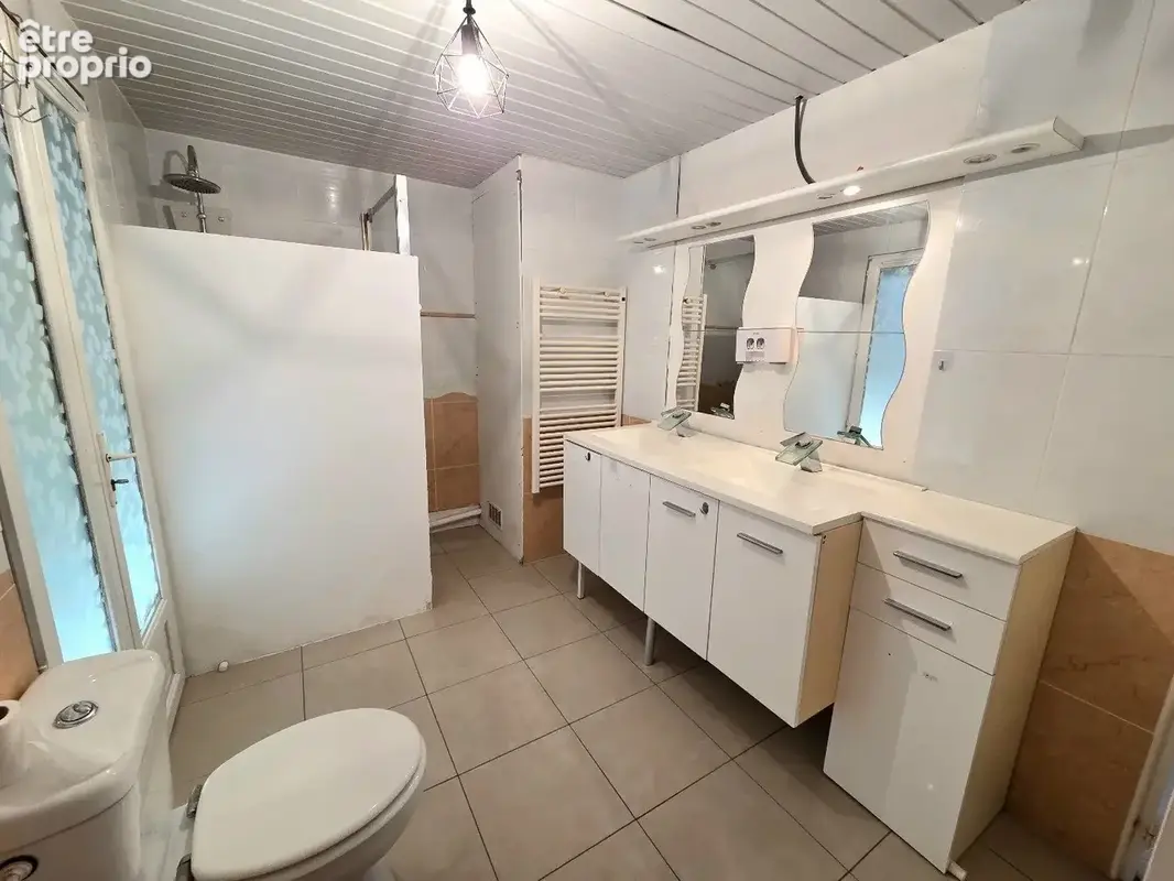 Maison et son hangar proche de toutes commodités - photo 8