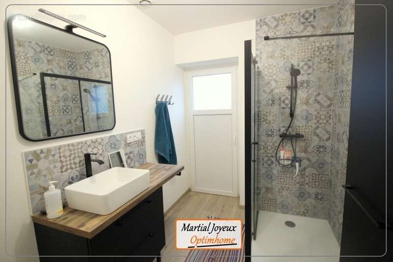 Maison à LE CHATELLIER