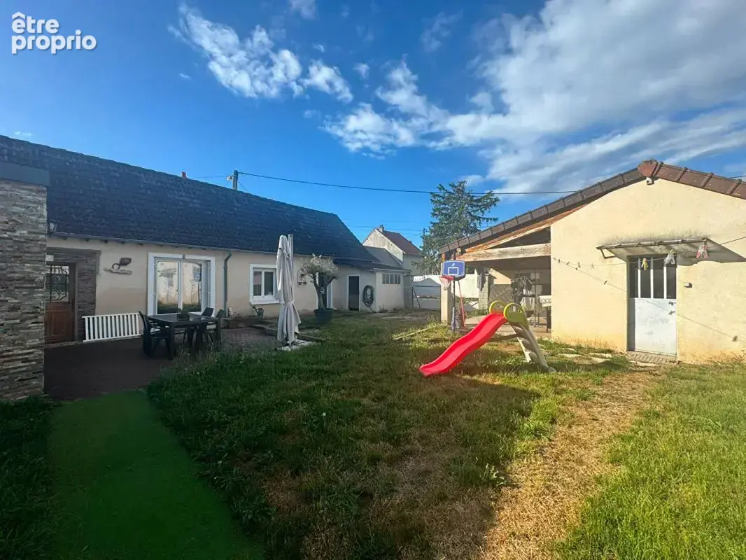 Maison à VIGNOUX-SUR-BARANGEON