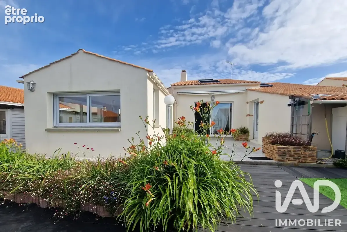 Photo 1 - Maison à LE FENOUILLER