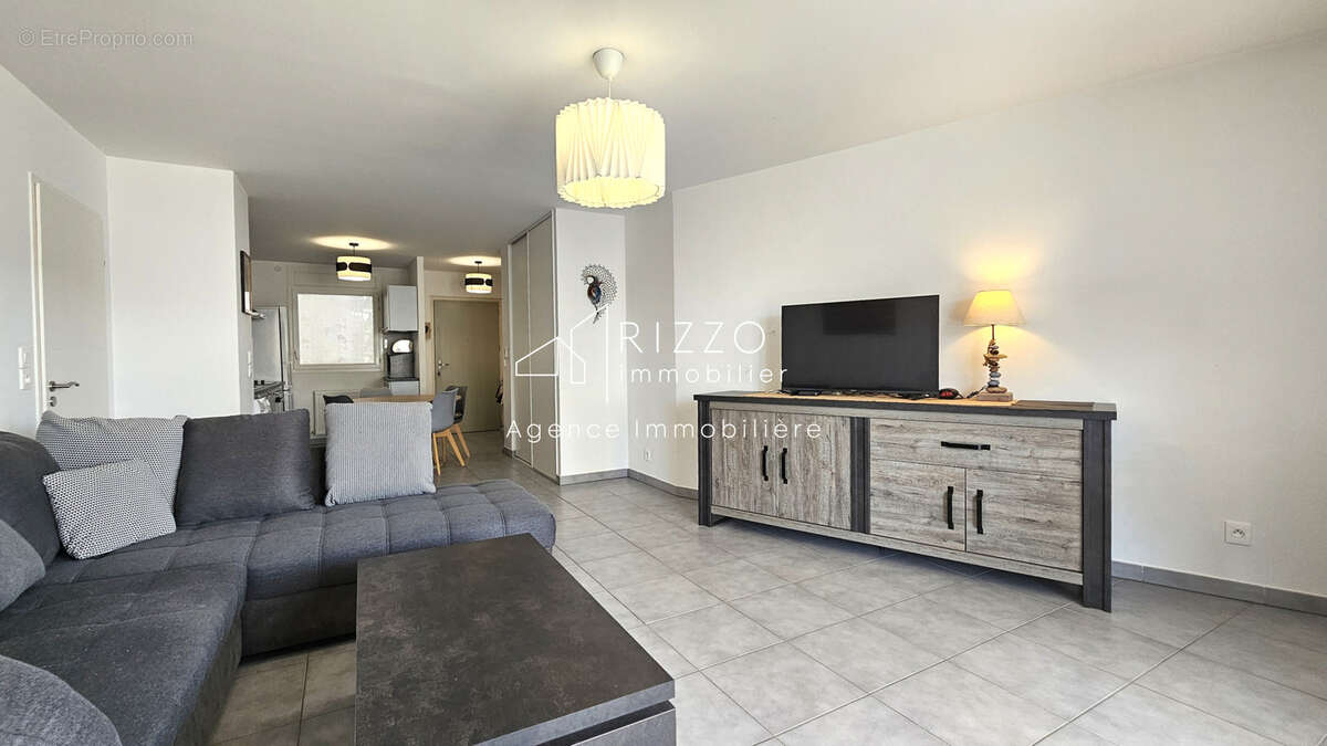 Appartement à SAINT-GENIS-POUILLY