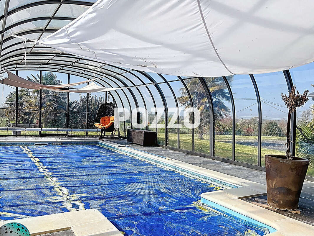 Maison à REGNEVILLE-SUR-MER