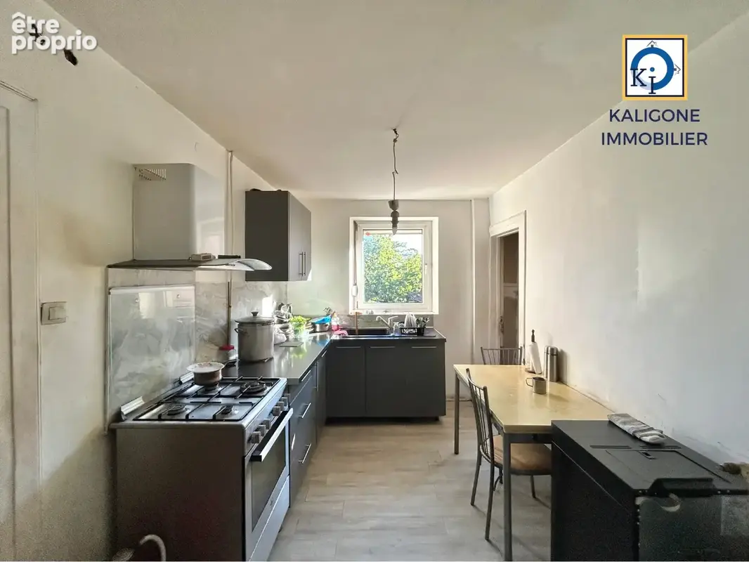 Maison mitoyenne 168 m2 sur 7,80 ares - photo 3
