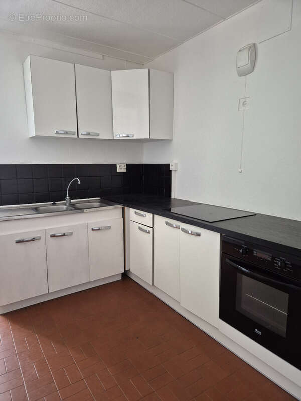 Appartement T3 de 61 m2 avec balcon et cave - photo 4