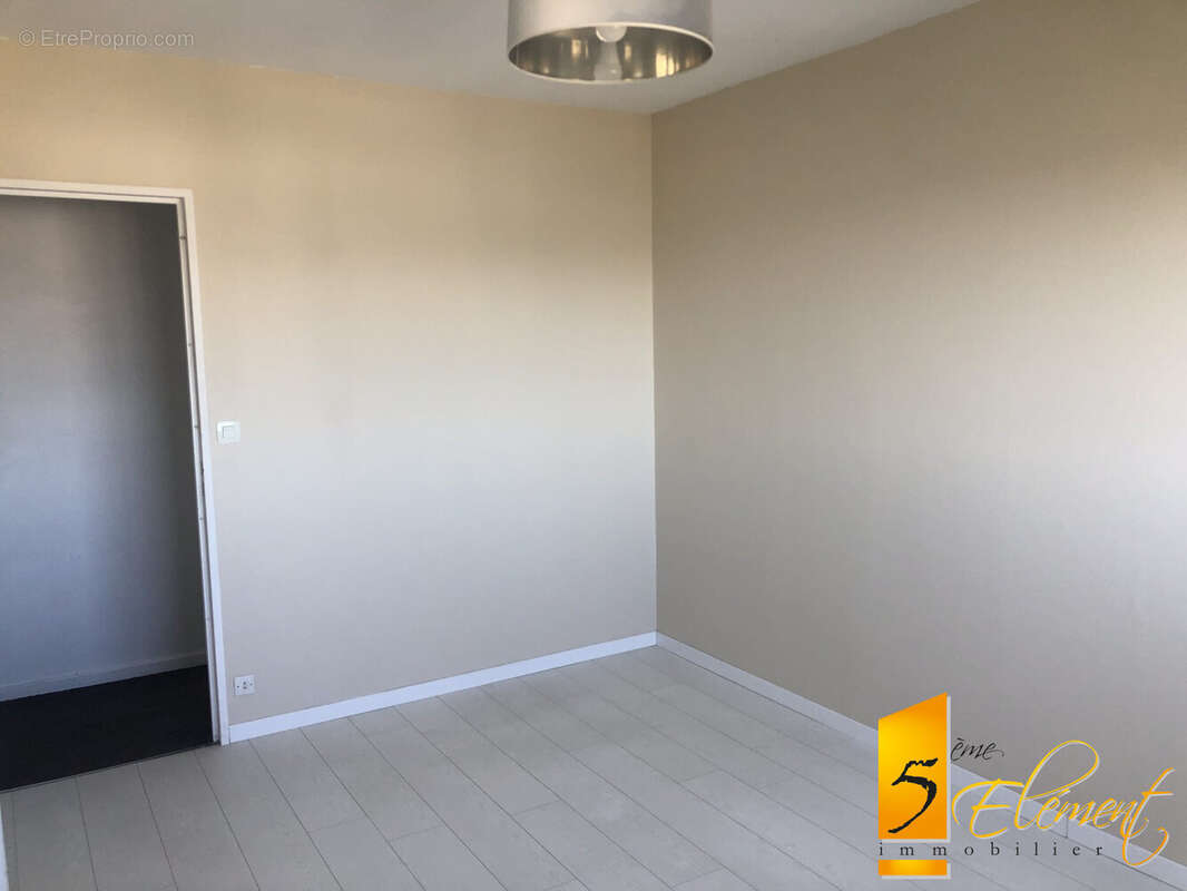 Appartement à LYON-9E