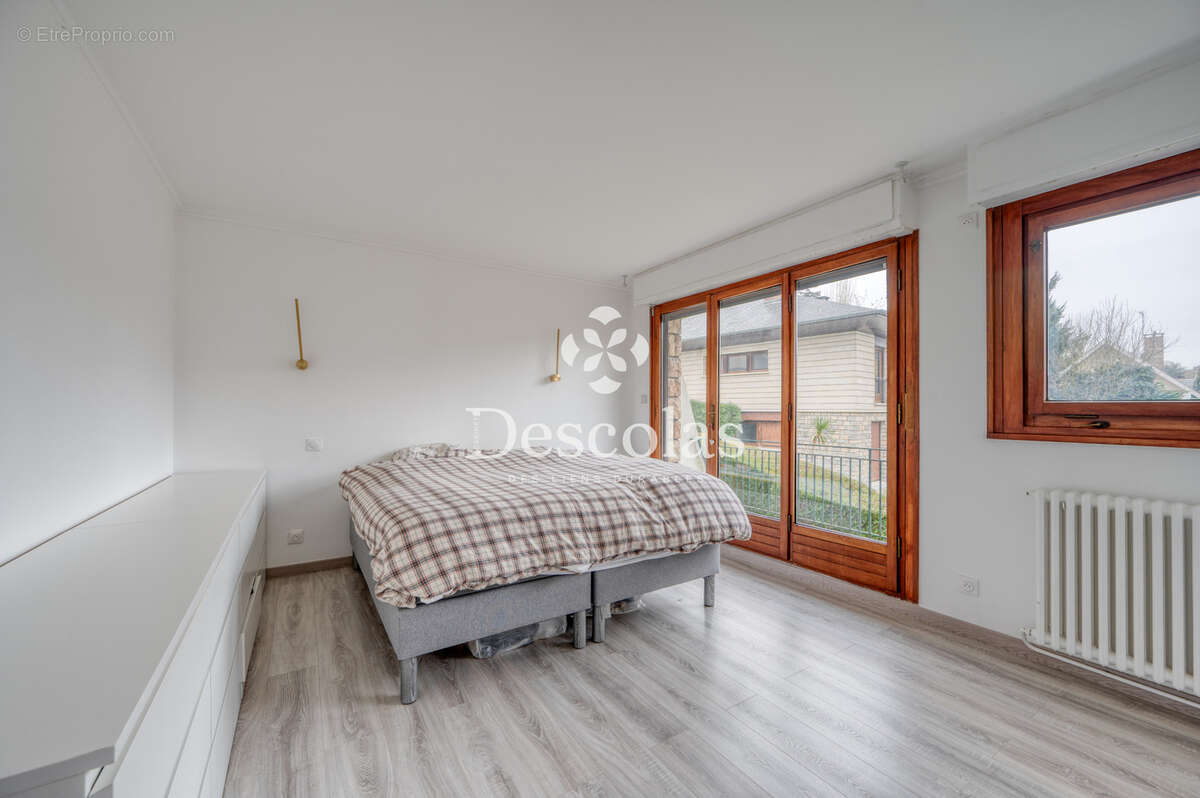 Maison à L'ETANG-LA-VILLE