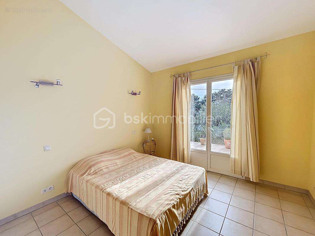 Albitreccia - Maison contemporaine de plain-pied à 50 m de la plage - photo 10