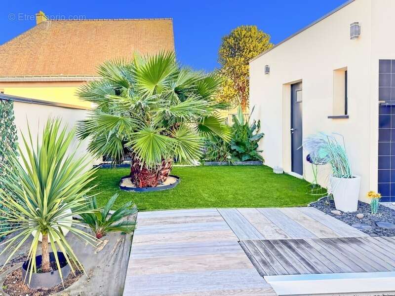 Maison à LES PONTS-DE-CE