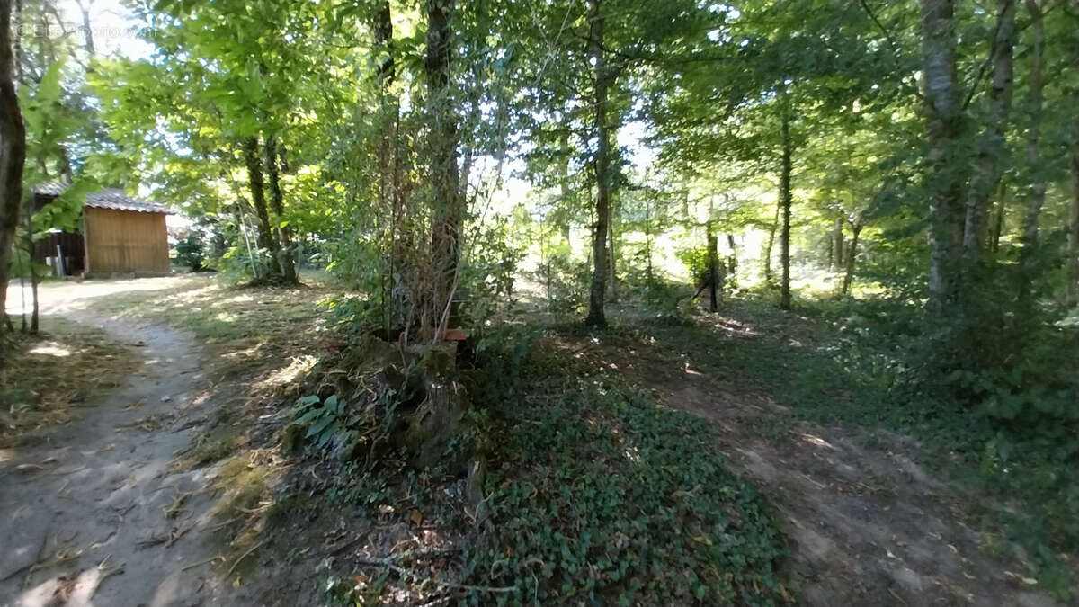 Maison à ANNESSE-ET-BEAULIEU