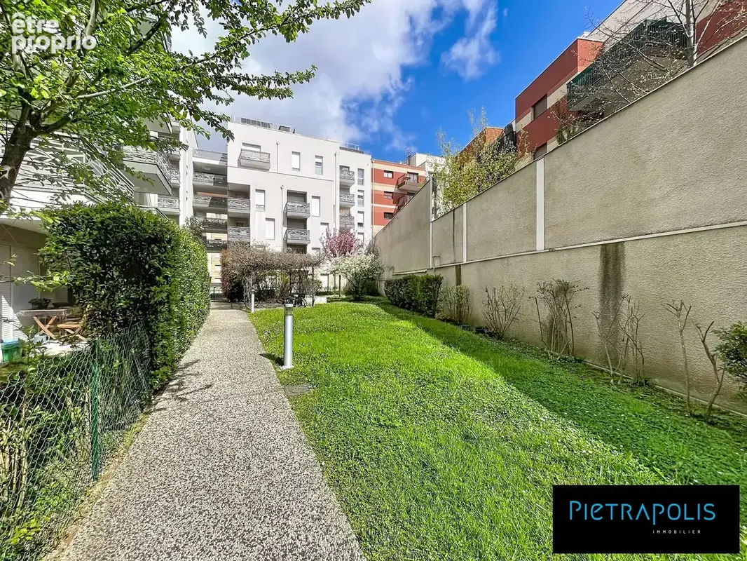 Appartement 63 m² à Villeurbanne  - photo 9