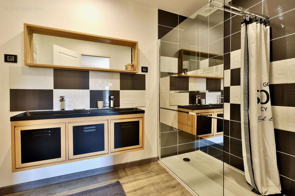 Photo 9 - Maison à BOURGOIN-JALLIEU