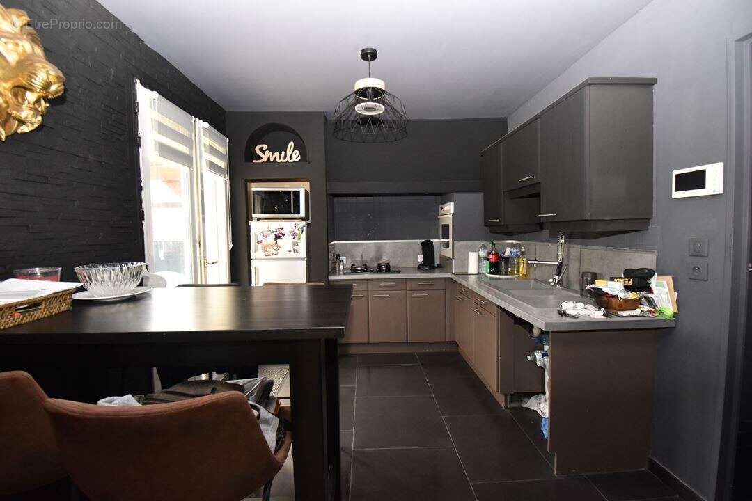 Maison 87 m² à Dallon  - photo 7