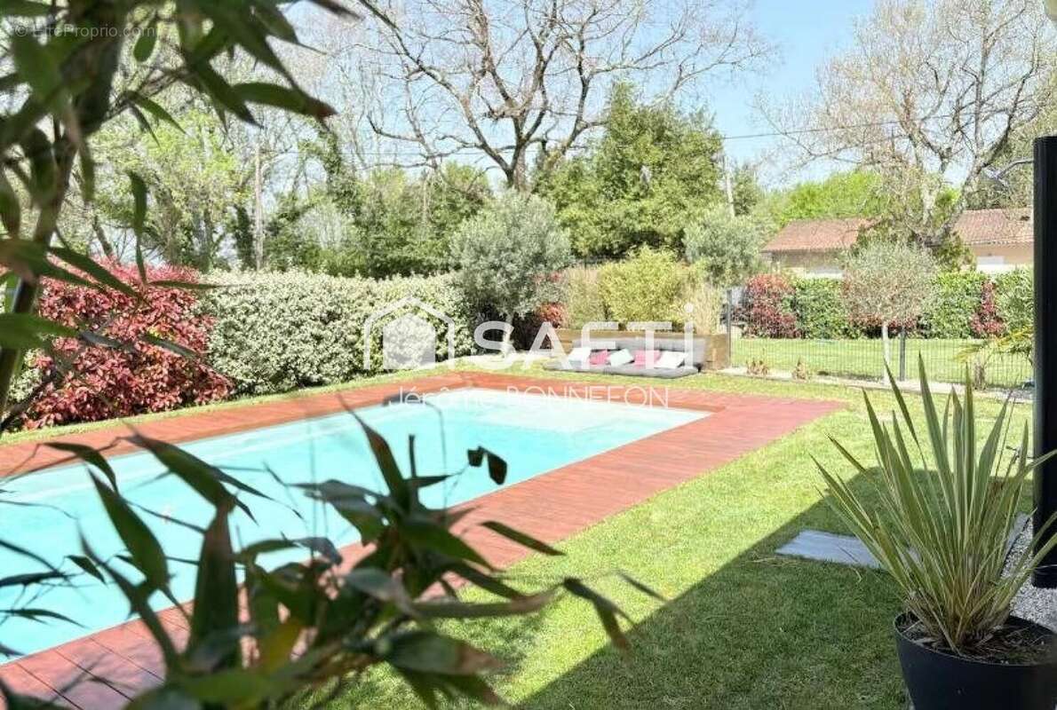 Photo 2 - Maison à LA LANDE-DE-FRONSAC