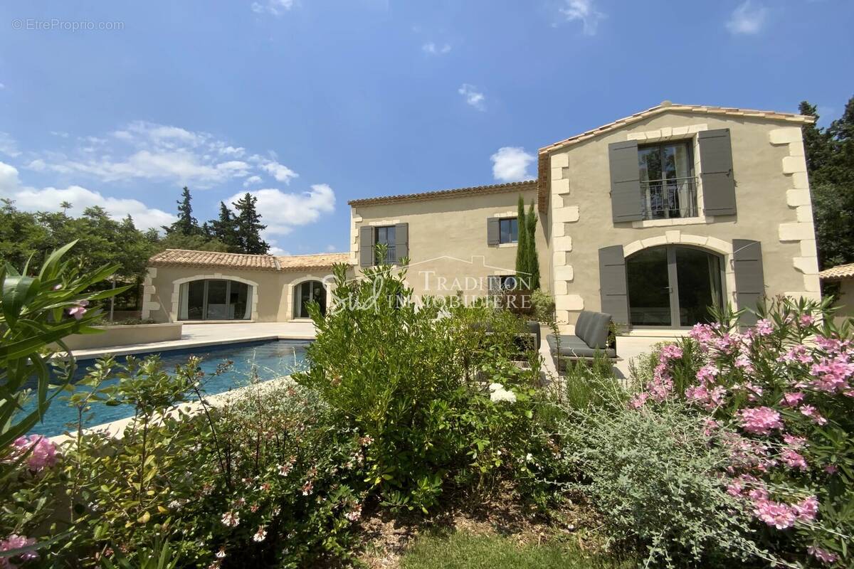Maison à MAUSSANE-LES-ALPILLES
