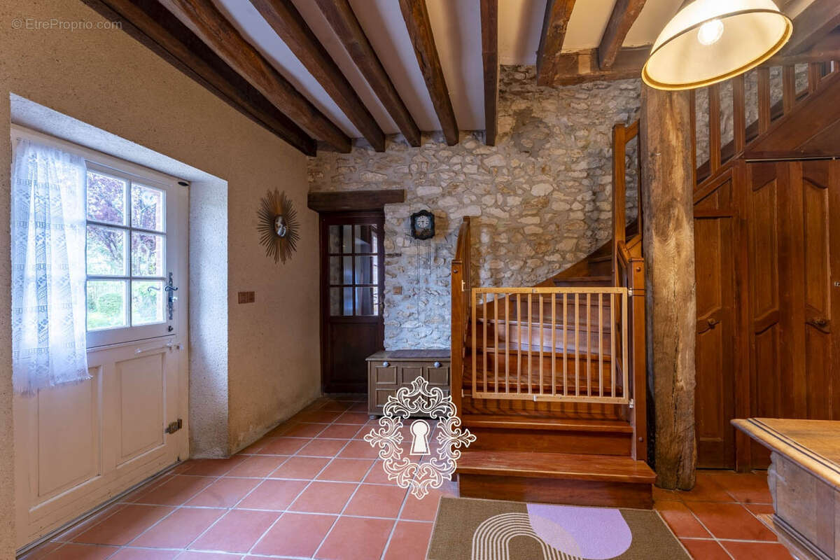 Maison à DONNEMARIE-DONTILLY