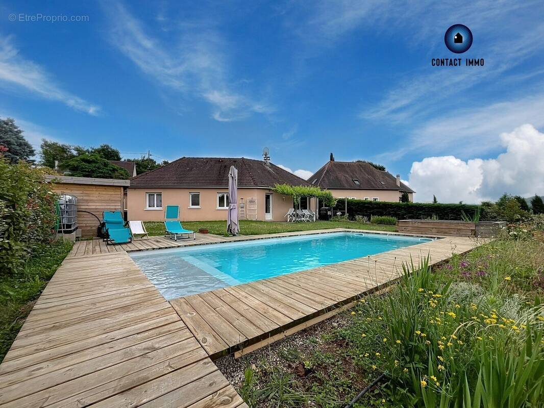 Maison à SAINT-VIANCE