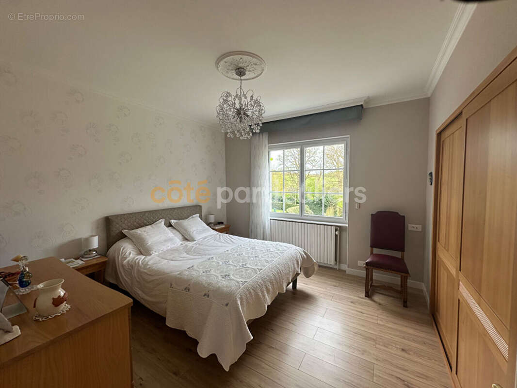 Maison à MORTAGNE-SUR-SEVRE