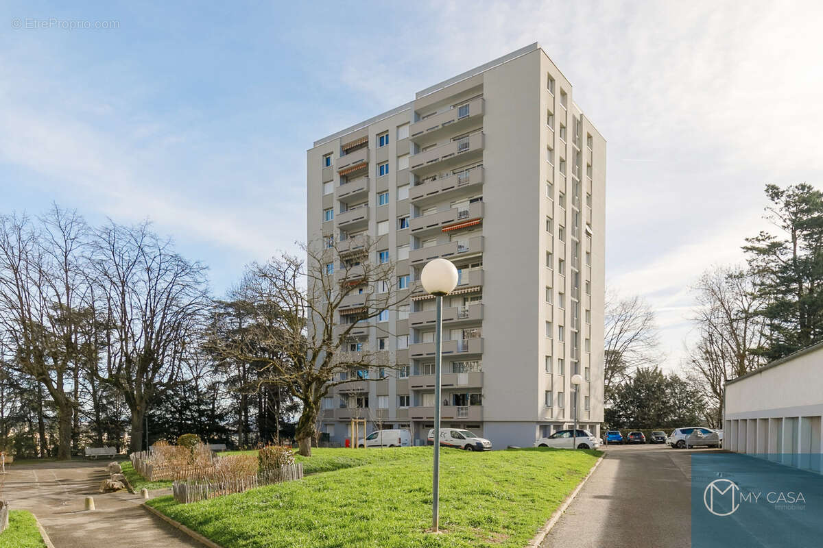 Appartement à OULLINS