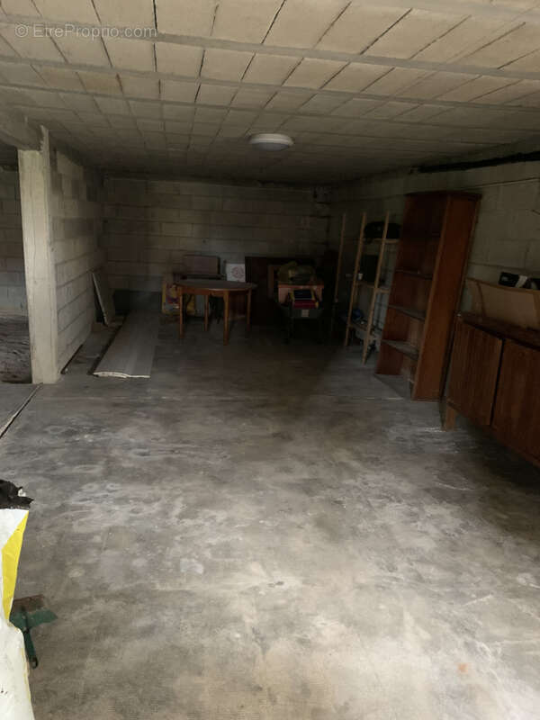 Maison à SAINT-HILAIRE-DE-COURT