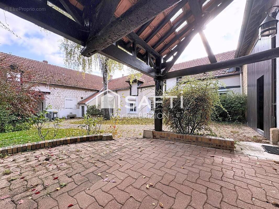 Photo 1 - Maison à CHAMPFLEURY