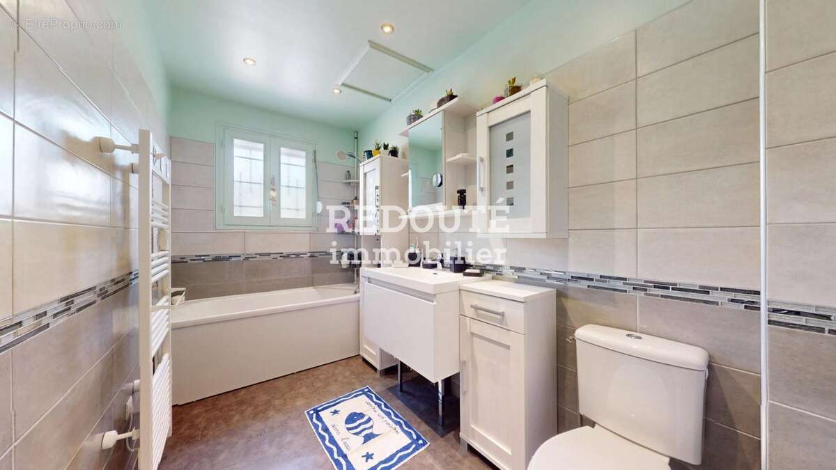 Maison à SAINT-BRICE-COURCELLES