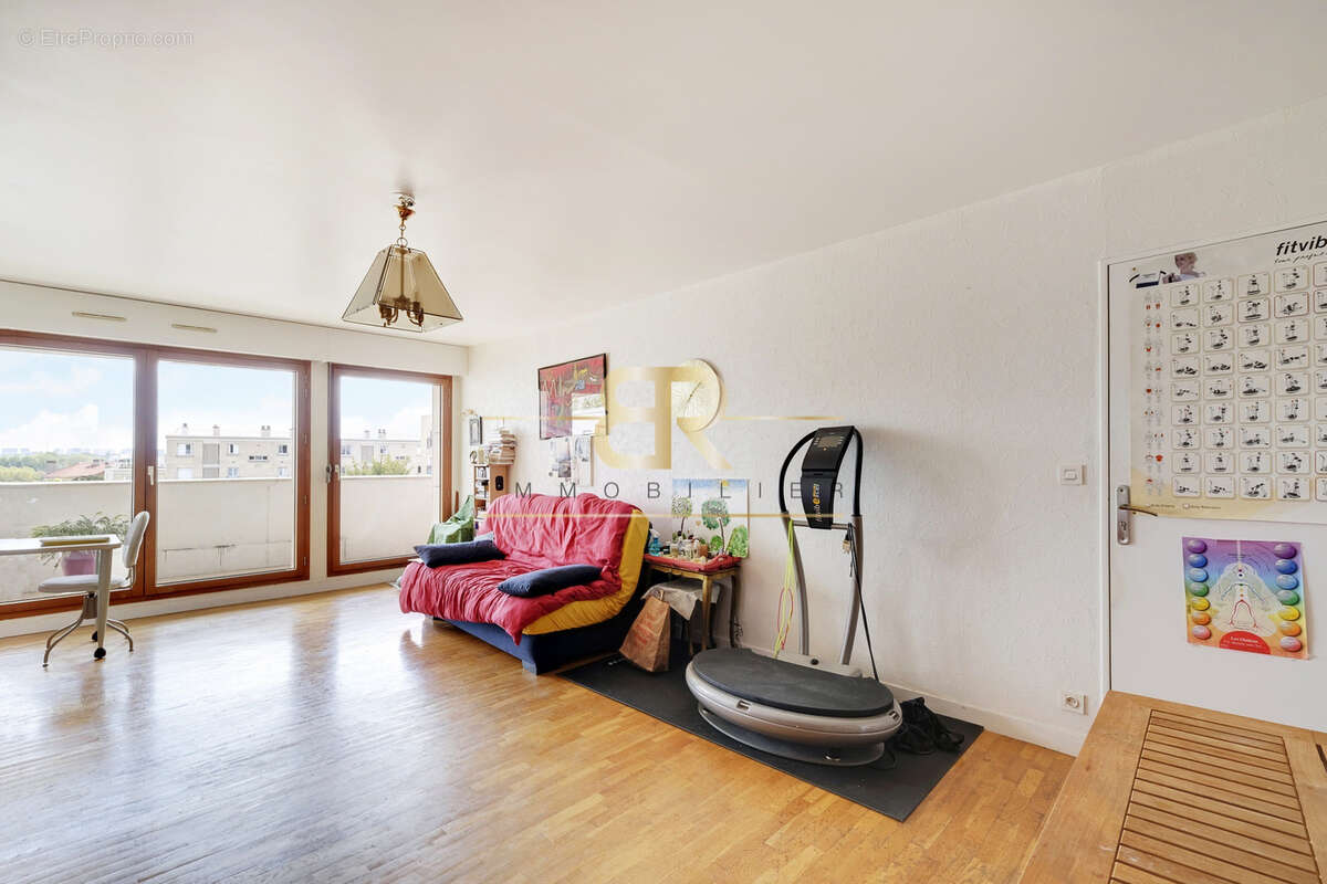 Appartement à SURESNES