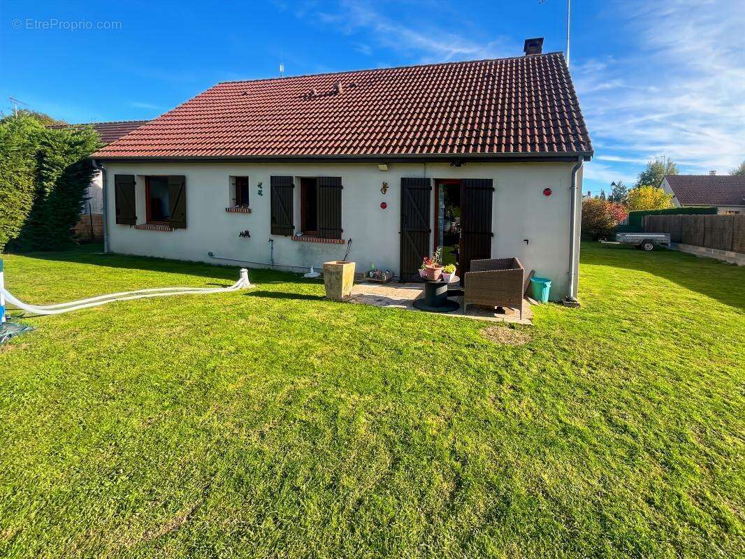 Maison à MARCILLY-EN-GAULT