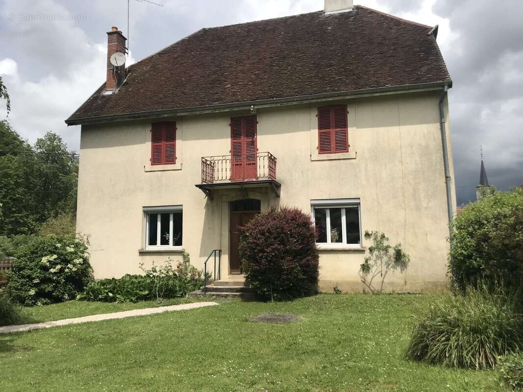 Maison à FRAISANS