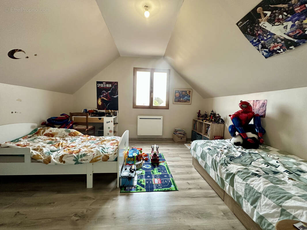 Maison à NOTRE-DAME-D'ALIERMONT